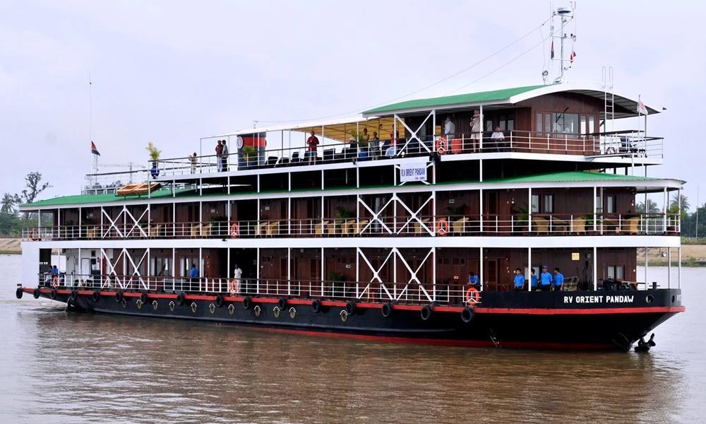 RV Orient Pandaw cruise ship