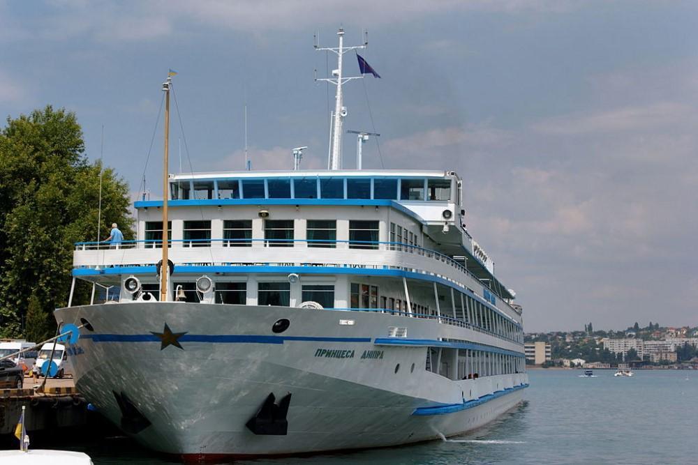 MS Dnieper Princess cruise ship