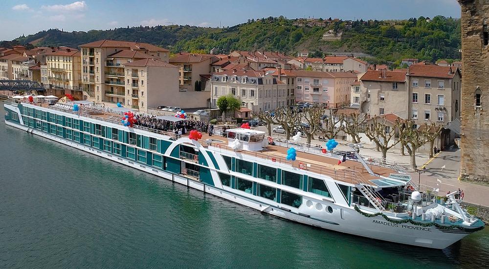 MS Amadeus Provence ship photo