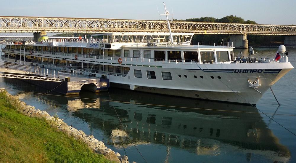 MS Dnipro cruise ship