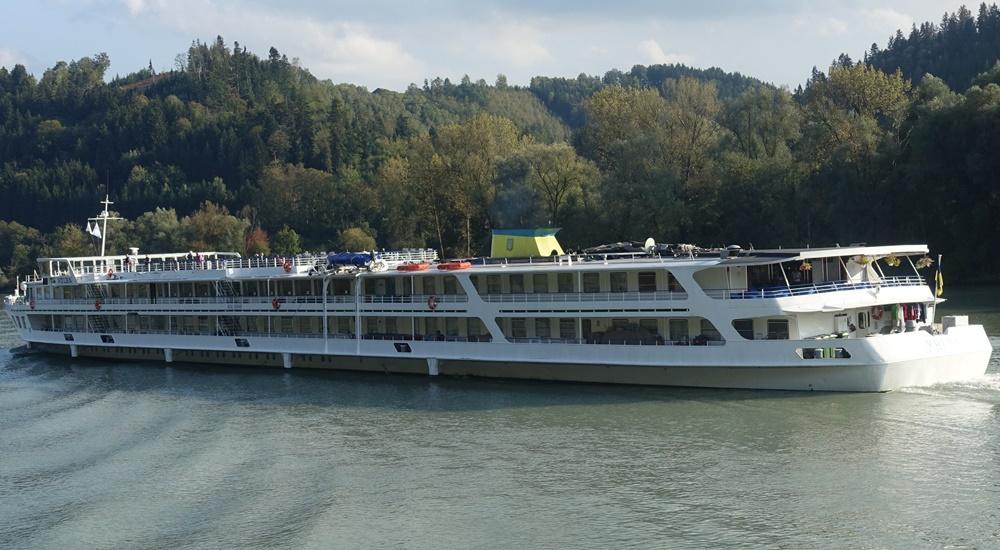 MS Volga river cruise ship