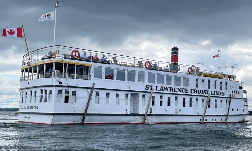 Canadian Empress ship photo