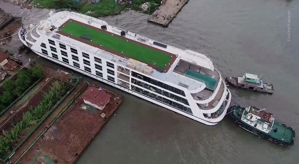 Emerald Harmony cruise ship construction