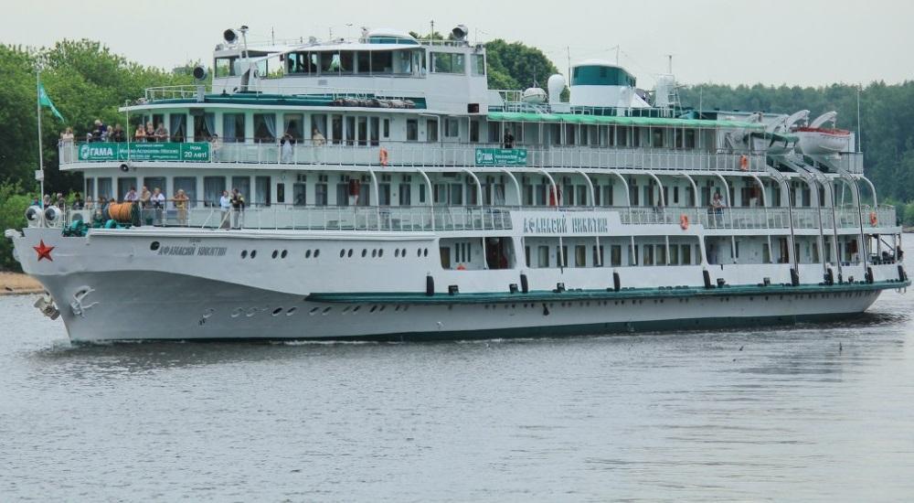 MS Nikitin cruise ship (Russia, Volga River)