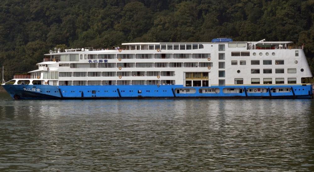 Sanctuary Yangzi Explorer cruise ship (China, Yangtze River)