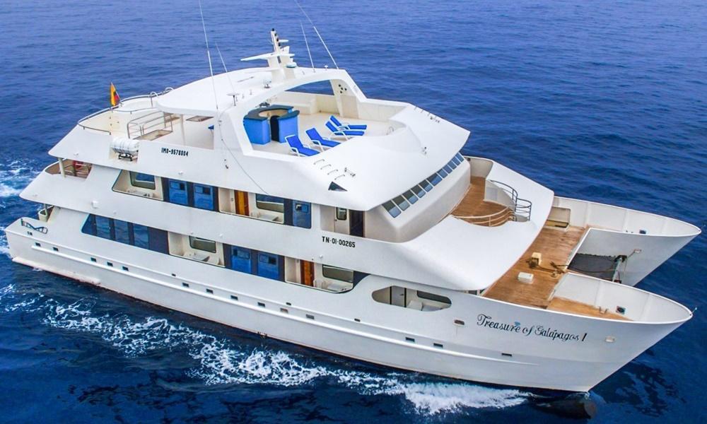 Treasure of Galapagos yacht cruise ship