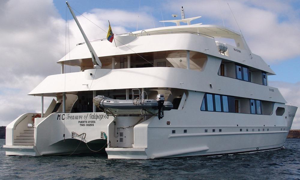 Treasure of Galapagos yacht cruise ship