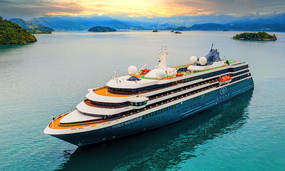 MS World Navigator cruise ship (Atlas Ocen Voyages)
