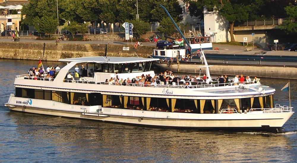 Flussschiff MS Sissi cruise ship (Donauschiffahrt Wurm + Kock)