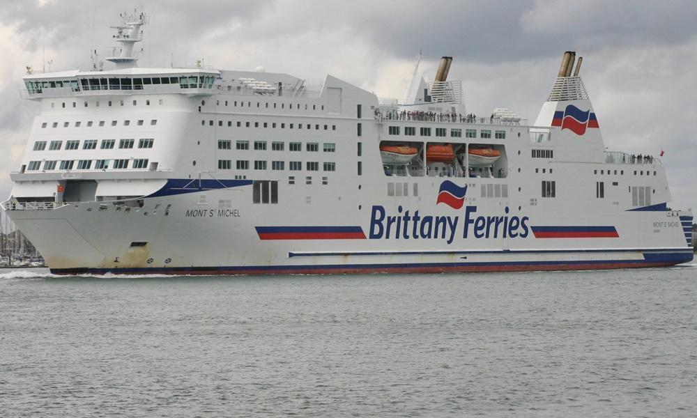 Mont St Michel ferry ship photo