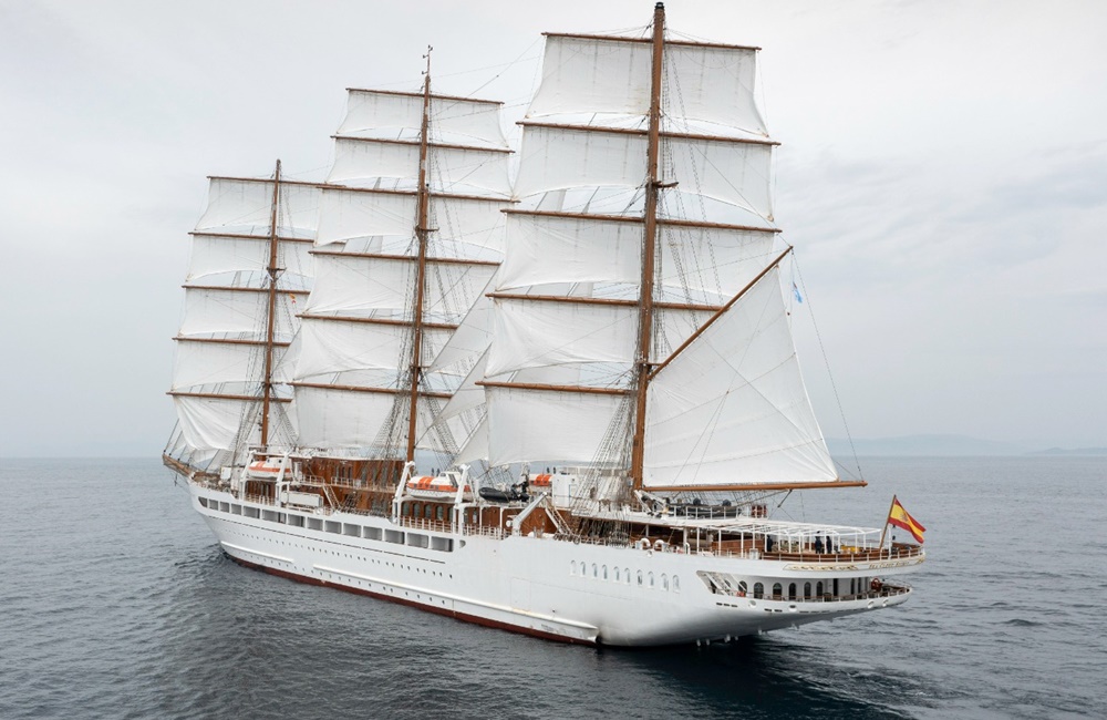 Sea Cloud Spirit cruise ship (Hussar)
