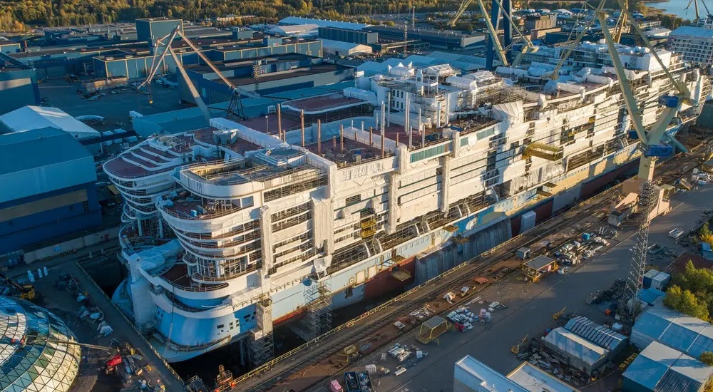 Icon Of The Seas cruise ship construction