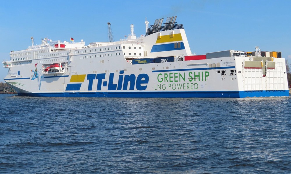 Green Ship Nils Holgersson ferry cruise ship