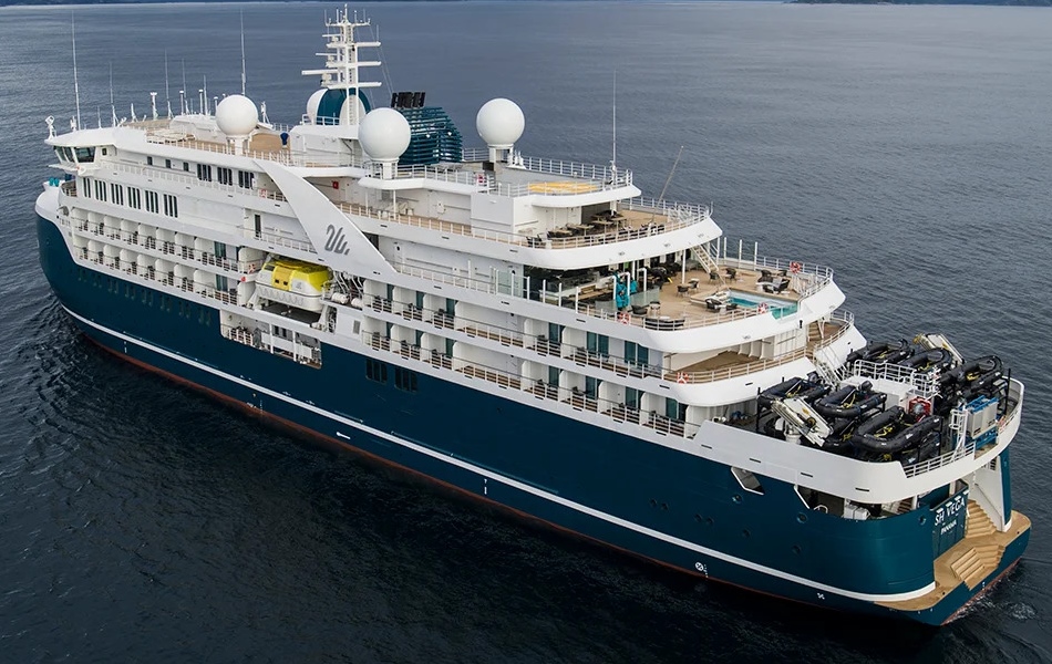 expedition cruise ship vega