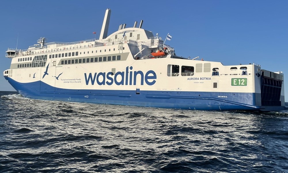 Aurora Botnia ferry ship (WASALINE)