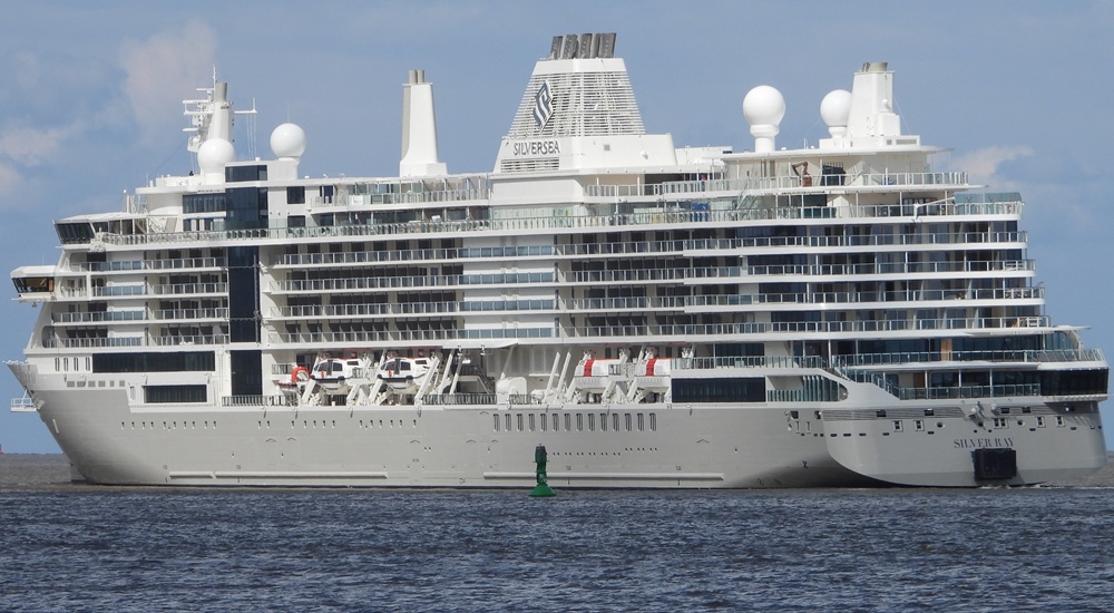 Silver Ray cruise ship