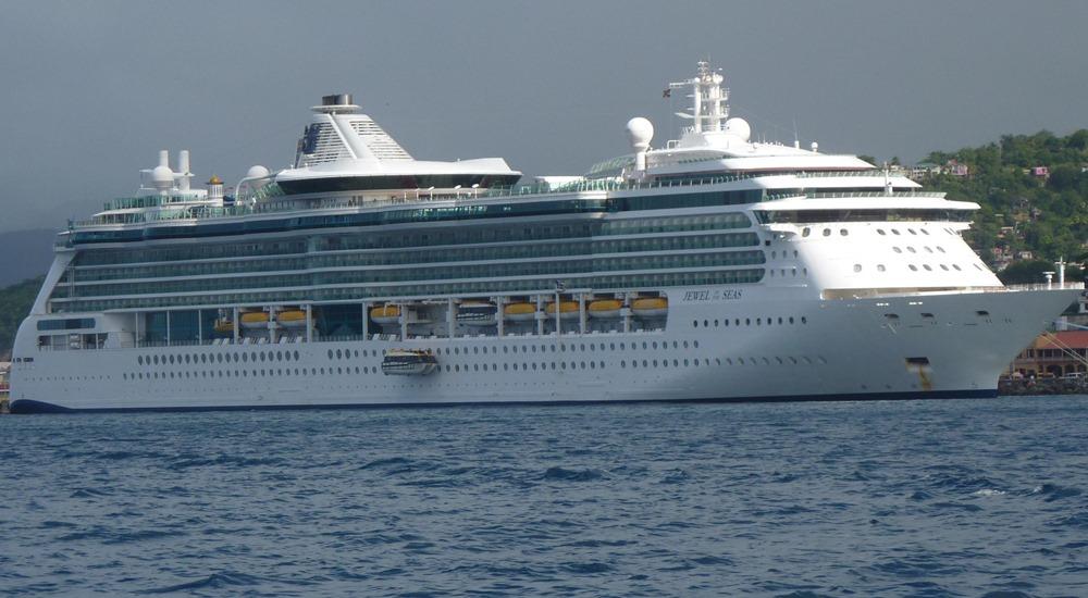 Jewel Of The Seas cruise ship (Royal Caribbean)