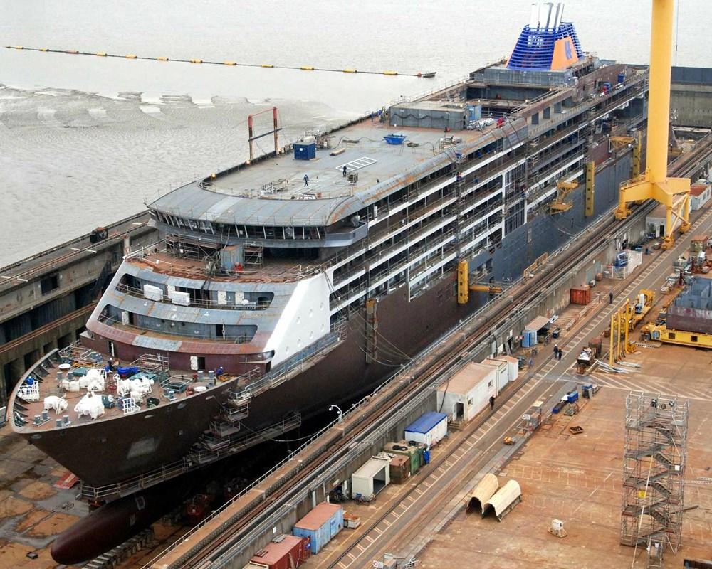 MS Europa 2 cruise ship construction