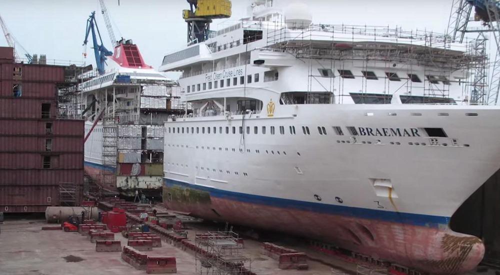 MS Braemar cruise ship stretching