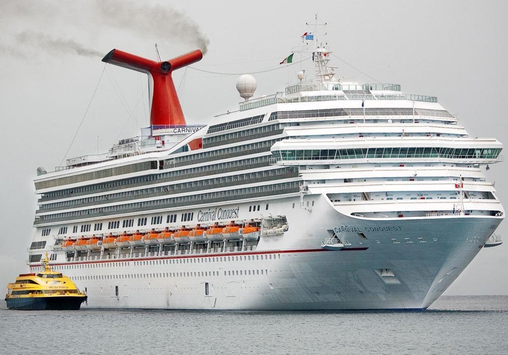 Carnival Conquest cruise ship