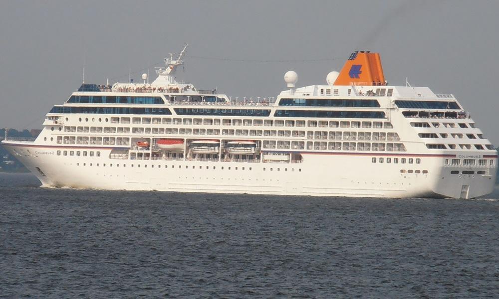 oceania cruise ship current location