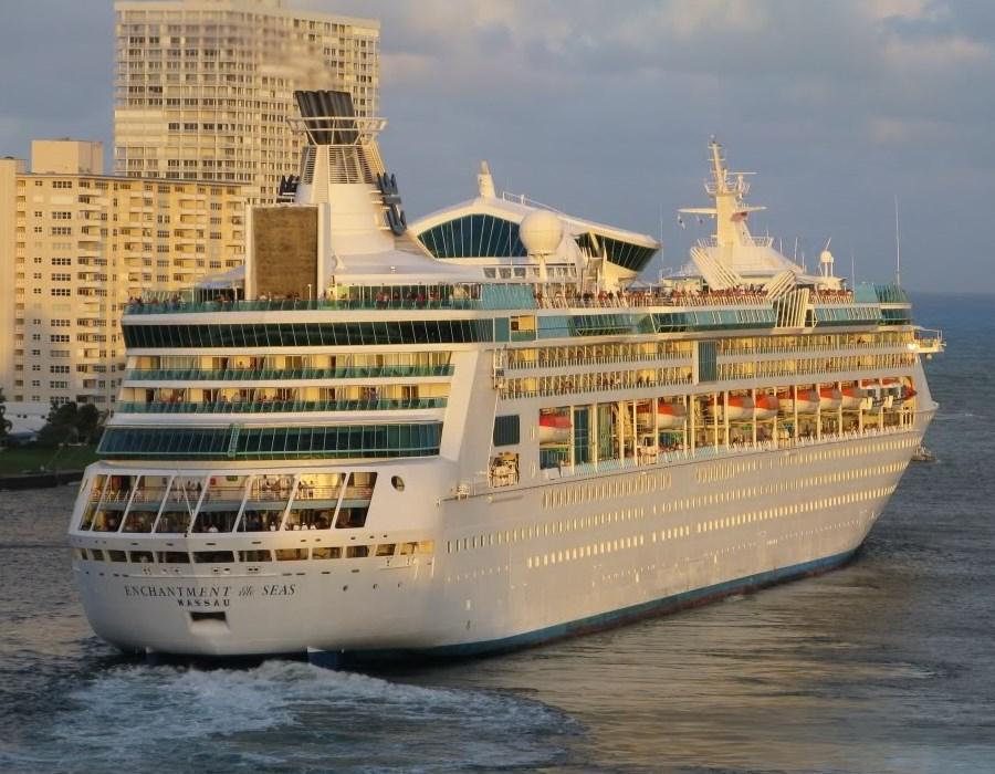 Enchantment Of The Seas cruise ship (Royal Caribbean)