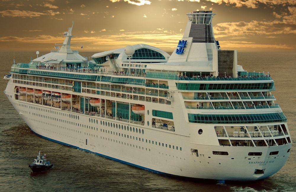 Rhapsody Of The Seas cruise ship (Royal Caribbean)