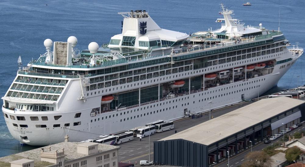 Splendour of the Seas cruise ship (TUI Discovery)