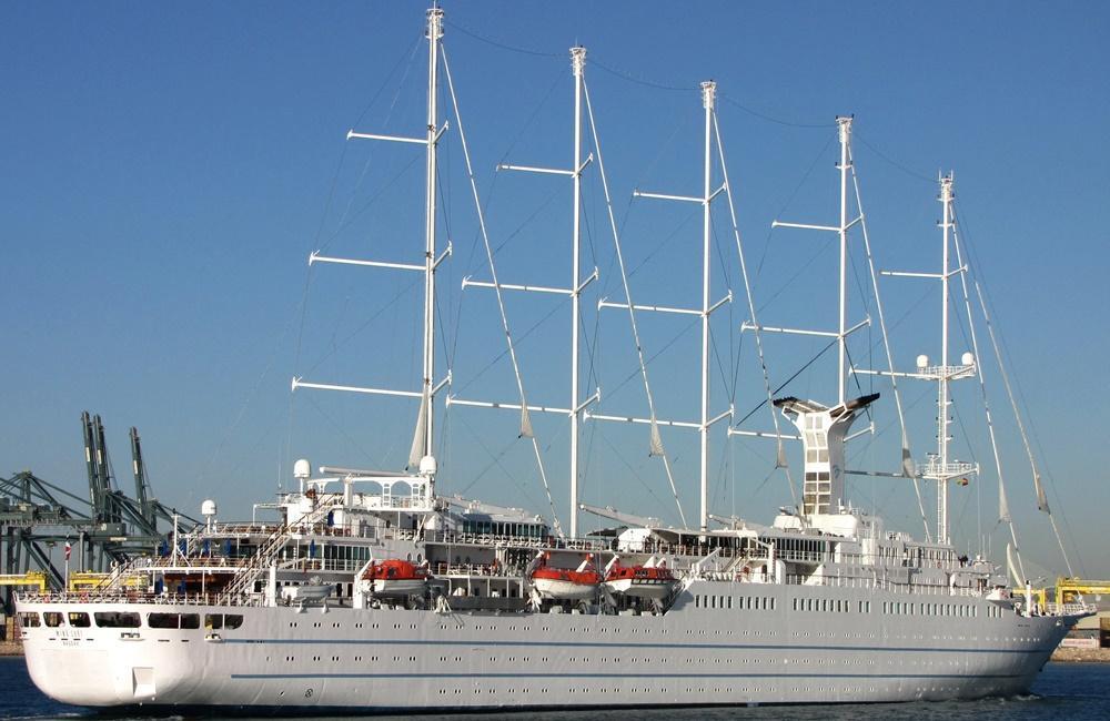 Windstar Wind Surf cruise ship