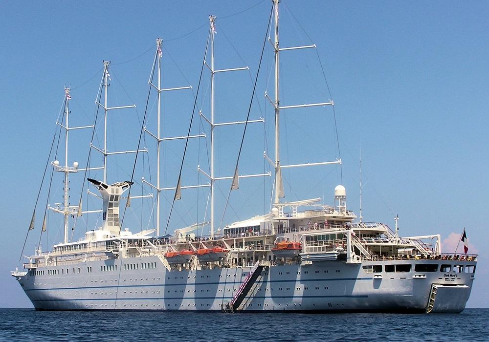 Club Med 2 ship photo