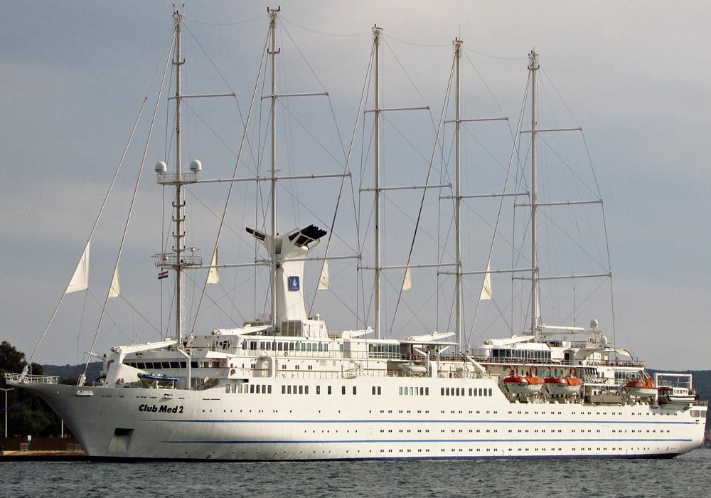Club Med 2 yacht cruise ship