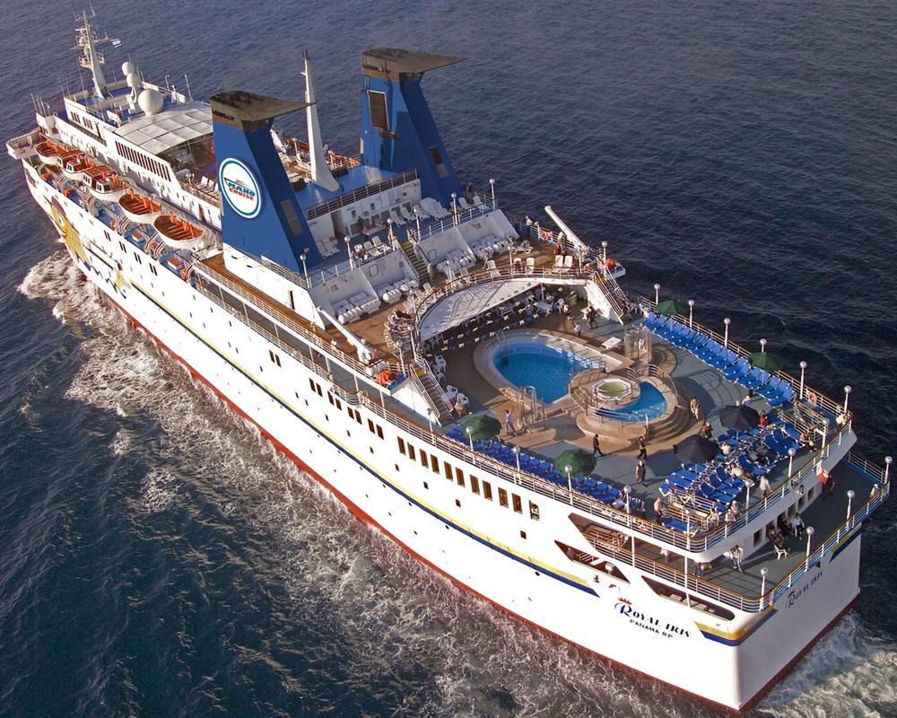 Roy Star cruise ship