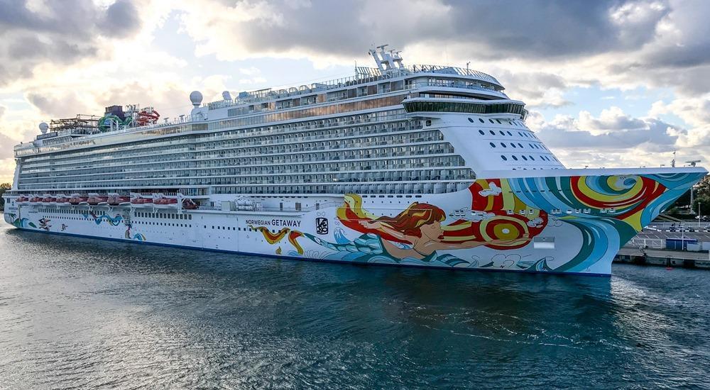 norwegian cruise line getaway ship reviews