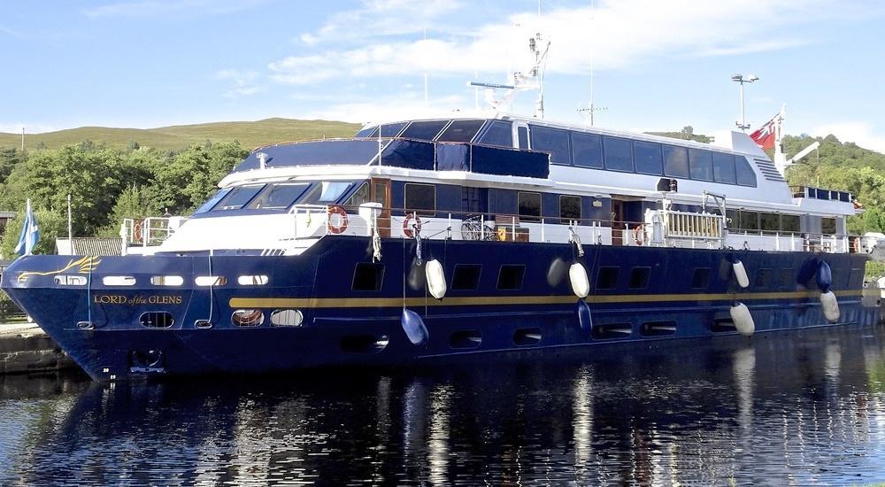 Lord of the Glens cruise ship