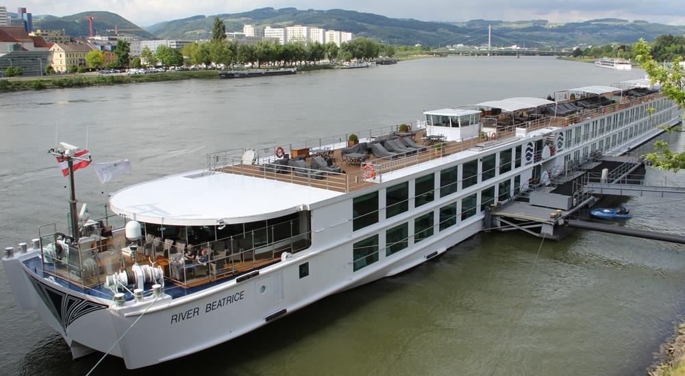 River Beatrice cruise ship (UNIWORLD)