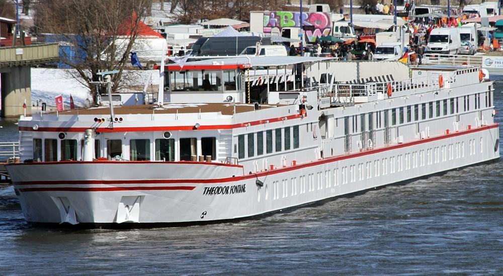 MS Junker Jorg cruise ship