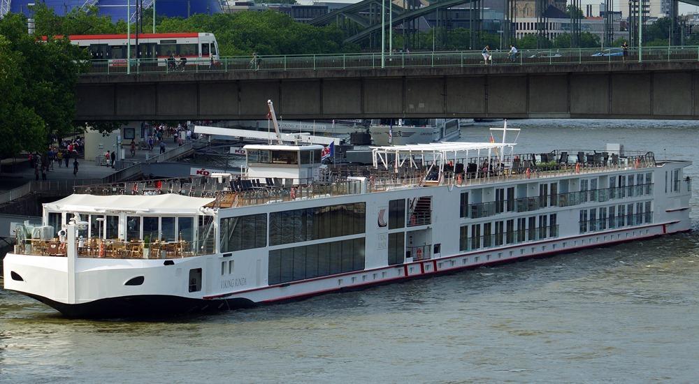 Longship Viking Rinda cruise ship