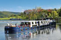 Jeanine barge cruise ship (CroisiEurope)