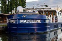Madeleine barge cruise ship (CroisiEurope)