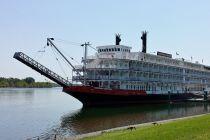 riverboat American Empress cruise ship