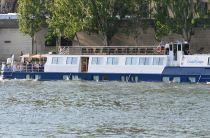 Raymonde barge cruise ship photo