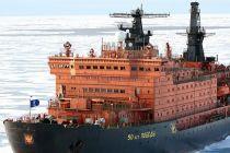 VIDEO: Ponant's Le Commandant Charcot meets Russia's nuclear icebreaker 50 Let Pobedy near North Pole