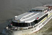 MV Esmeralda river cruise ship