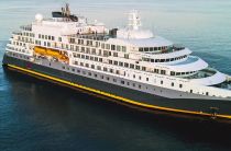 Quark introduces new Greenland cruise itinerary based on Ultramarine ship's helicopters