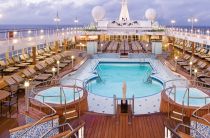 Regent Seven Seas Splendor cruise ship pool deck