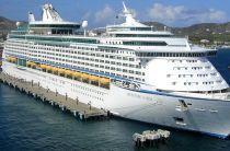 Adventure Of The Seas cruise ship (Royal Caribbean)