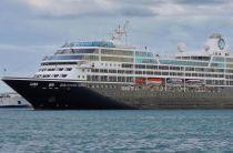 Azamara Journey docks in Auckland NZ only for provisioning