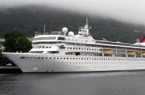 Fred. Olsen Cruise Lines puts the Braemar ship up for sale