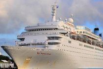 Marella Cruise Ship Spilling Oil Off the Coast of Mallorca