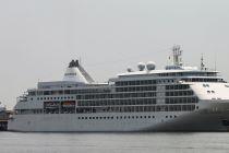 Silver Shadow cruise ship photo